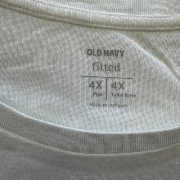 Old Navy 4X Fitted White Tshirt NWT - Picture 2 of 3